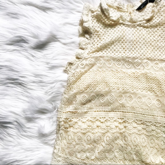 NWT Zara Ivory Contrast Crochet Top with Cami - Picture 7 of 7